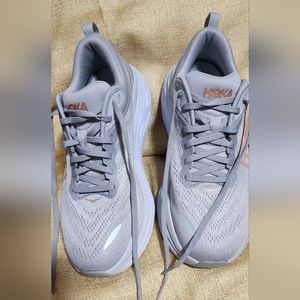 Hoka  WBondi 8
